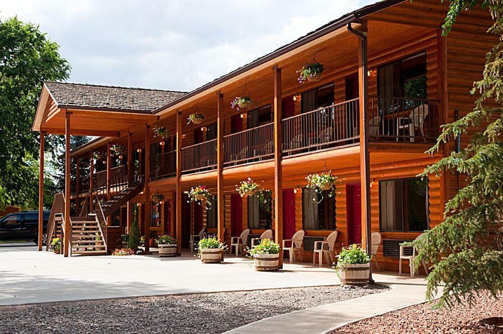Austin'S Chuckwagon Motel Torrey Exterior foto